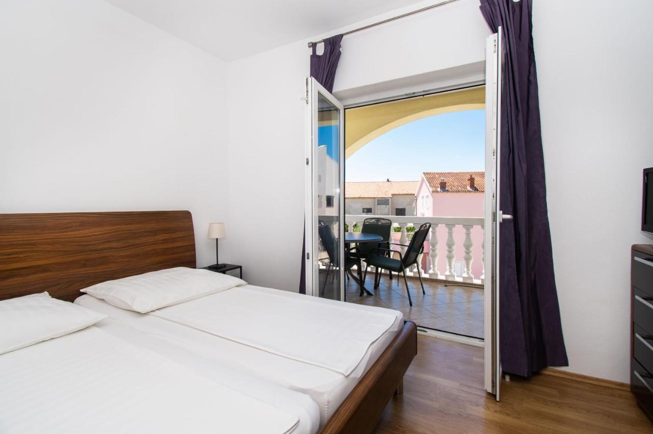 Apartments Kendes Водице Экстерьер фото