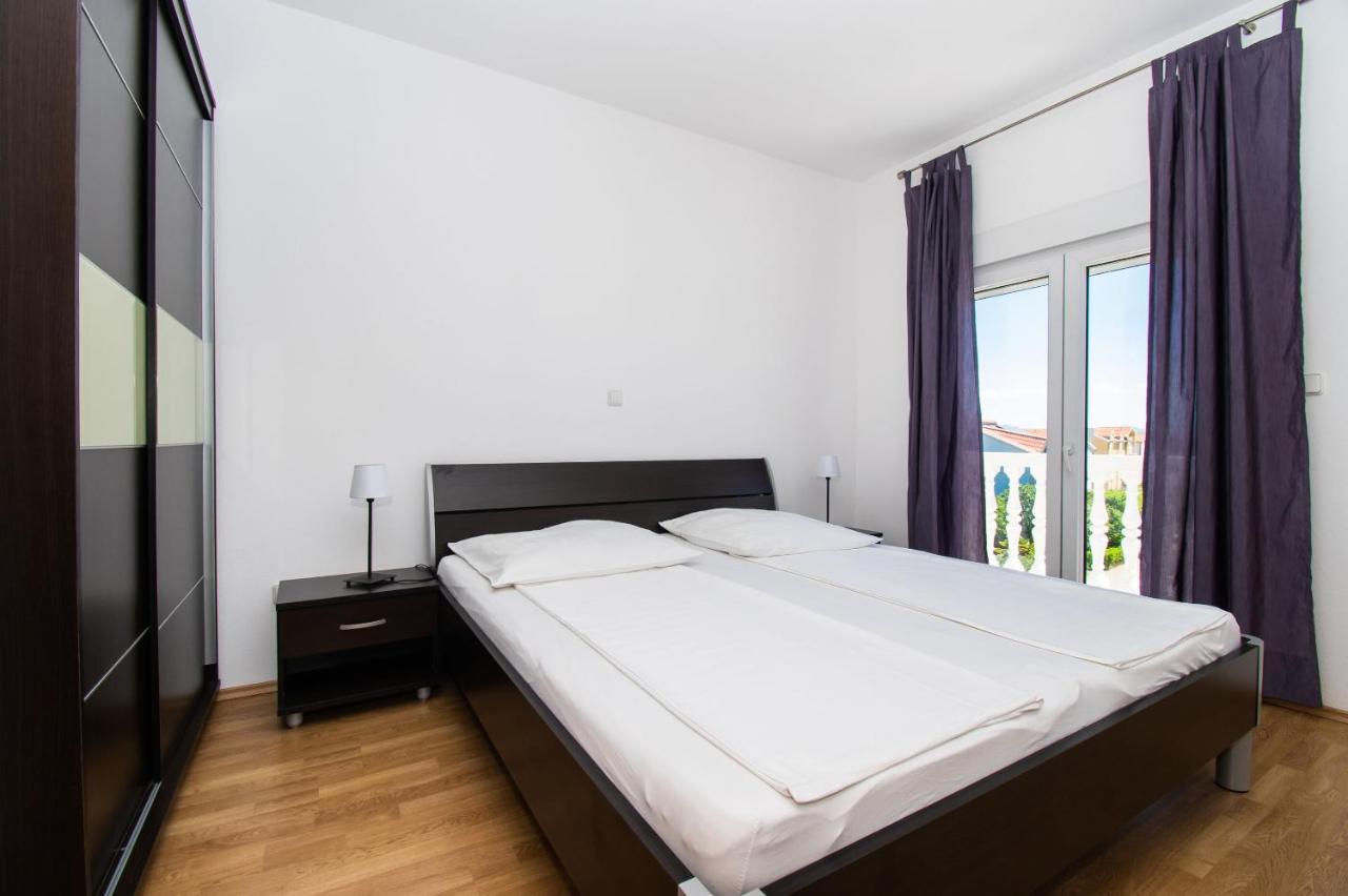 Apartments Kendes Водице Экстерьер фото
