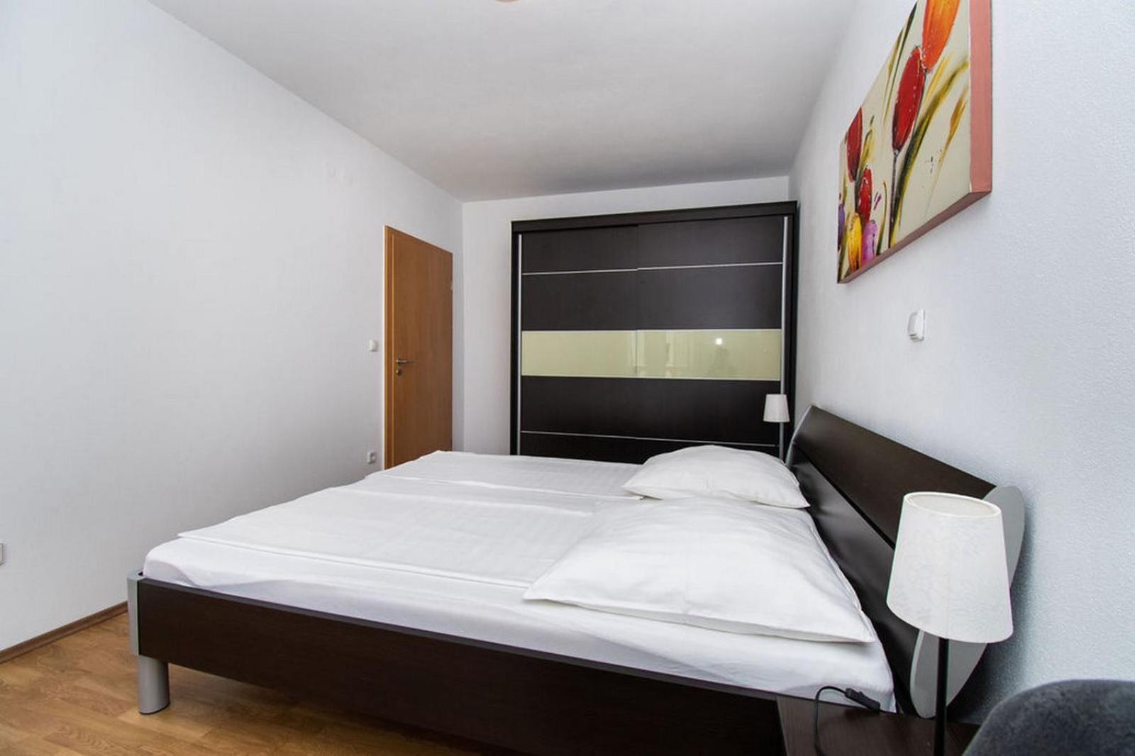 Apartments Kendes Водице Экстерьер фото