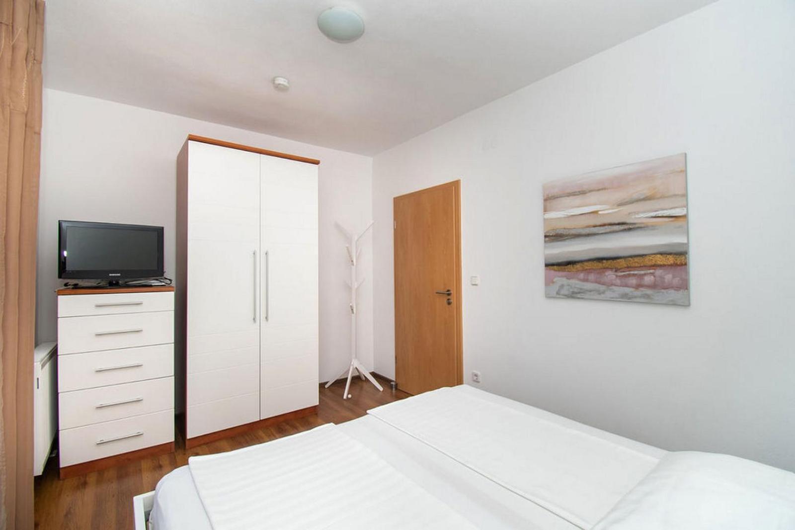 Apartments Kendes Водице Экстерьер фото
