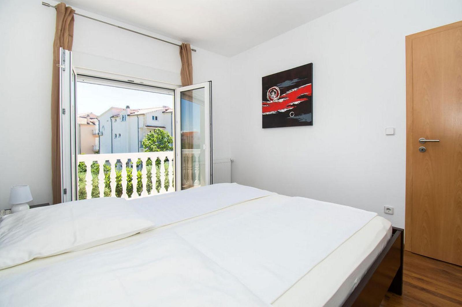 Apartments Kendes Водице Экстерьер фото