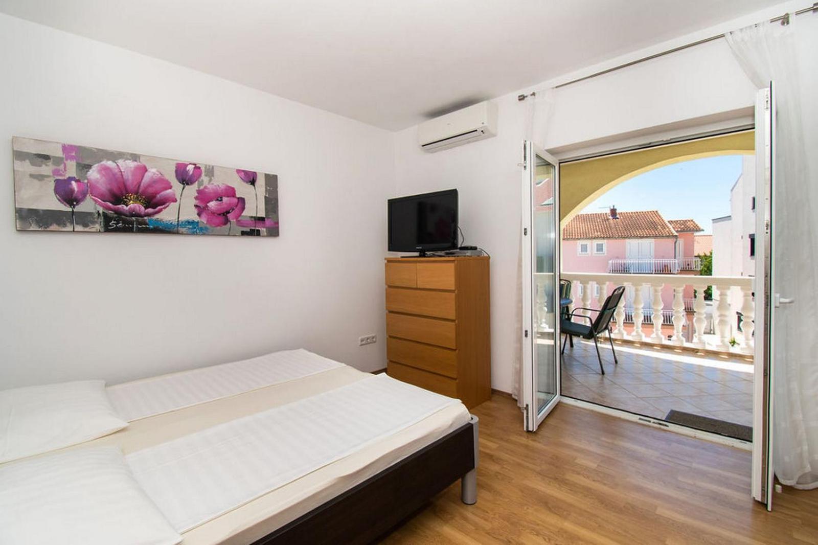 Apartments Kendes Водице Экстерьер фото